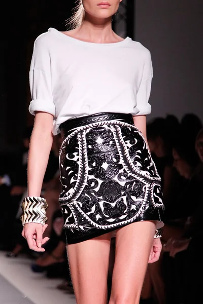 Look 53